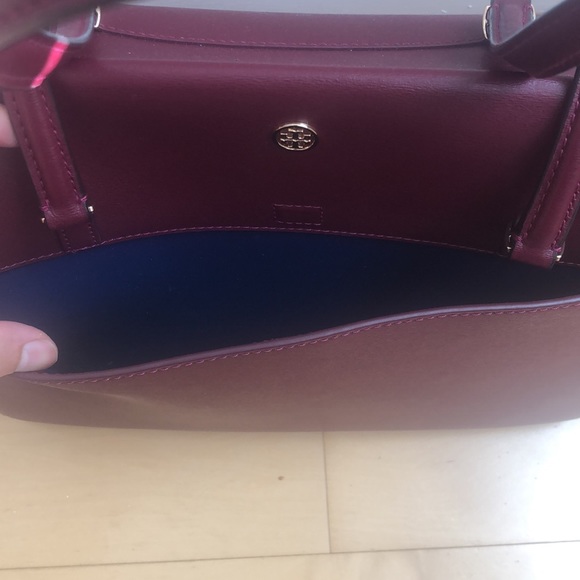 Maroon Tory Burch Robinson Tote - Picture 2 of 7